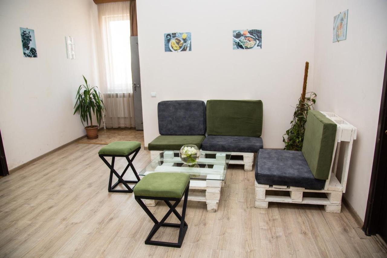 Nuryan Hotel エレバン エクステリア 写真